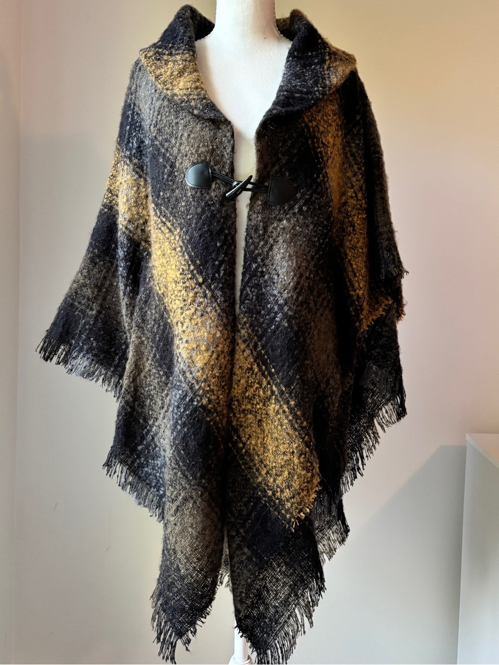 Fringed Plaid Toggle Poncho in Black & Gold